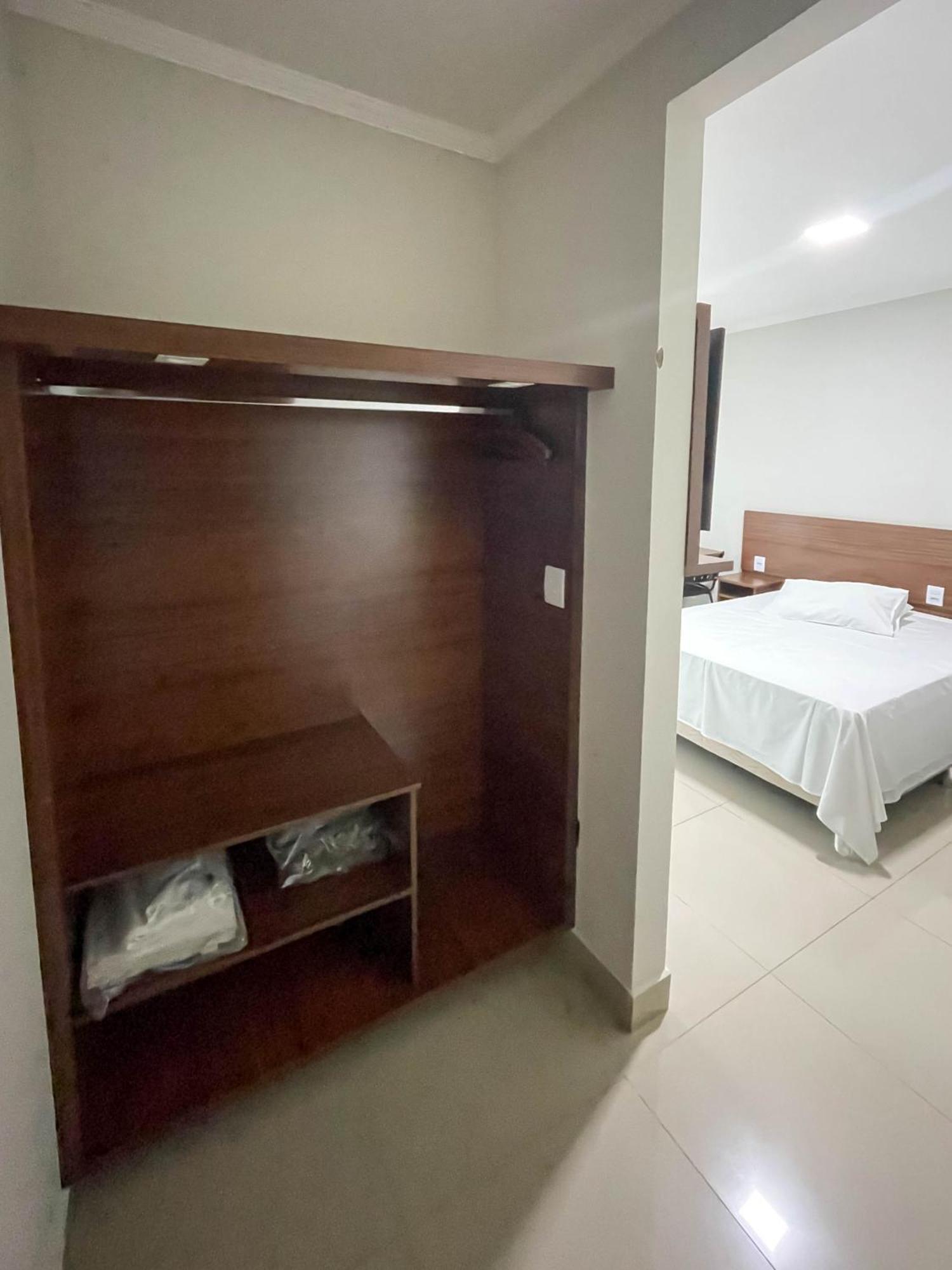 Hotel Minas Трес Мариас Екстериор снимка